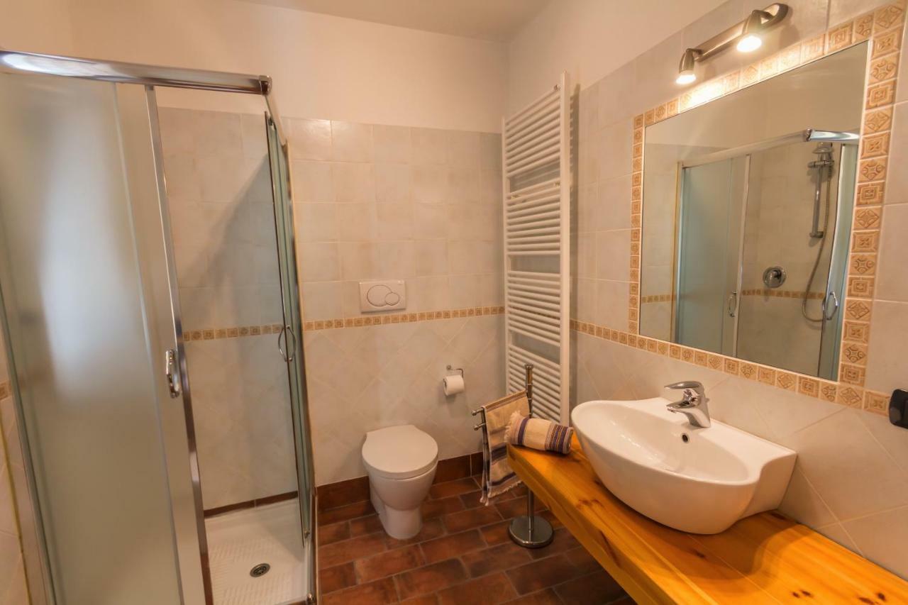 Appartement Vistarelax à Aoste Extérieur photo